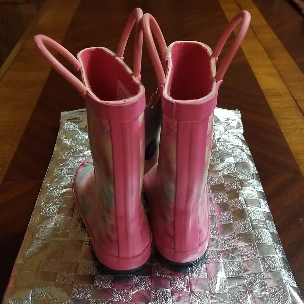 NWT Cat & Jack Pink and Blue Floral Rain Boots - Size 7